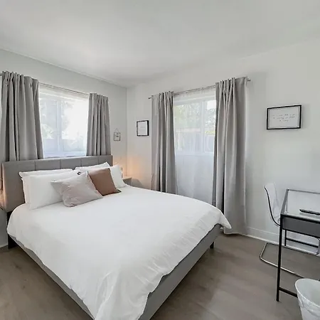 Oakland Oasis, Heated Pool, 2 King Beds, Game Room, Beach 2.5 Miles